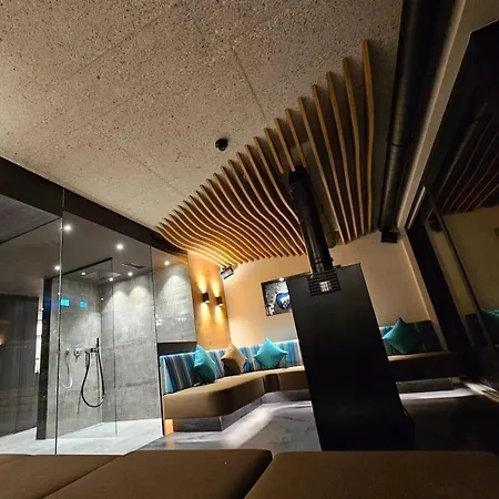 Ferienhaus In Zillertal Near Slopes & Whirlpool, Cleaning Included